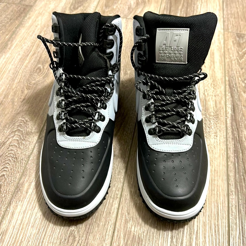 Nikes AF1 Two toned Winter Edition